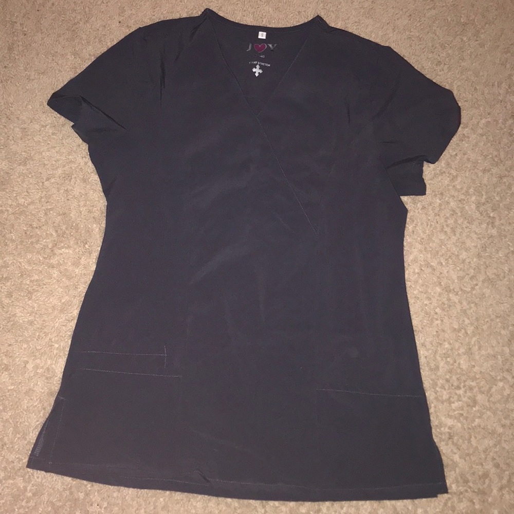 Women’s small scrubs t shirt